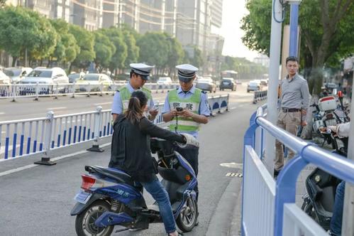 「电摩gps定位器」物联网技术未来能否“连接”电动自行车行业？