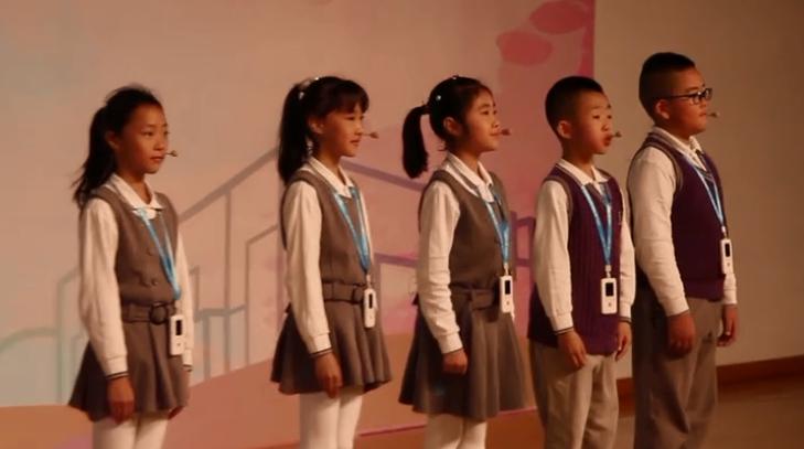 4G电子学生证作为全国首款内置北斗芯片的云考勤智能产品，获清华研究院长好评！
