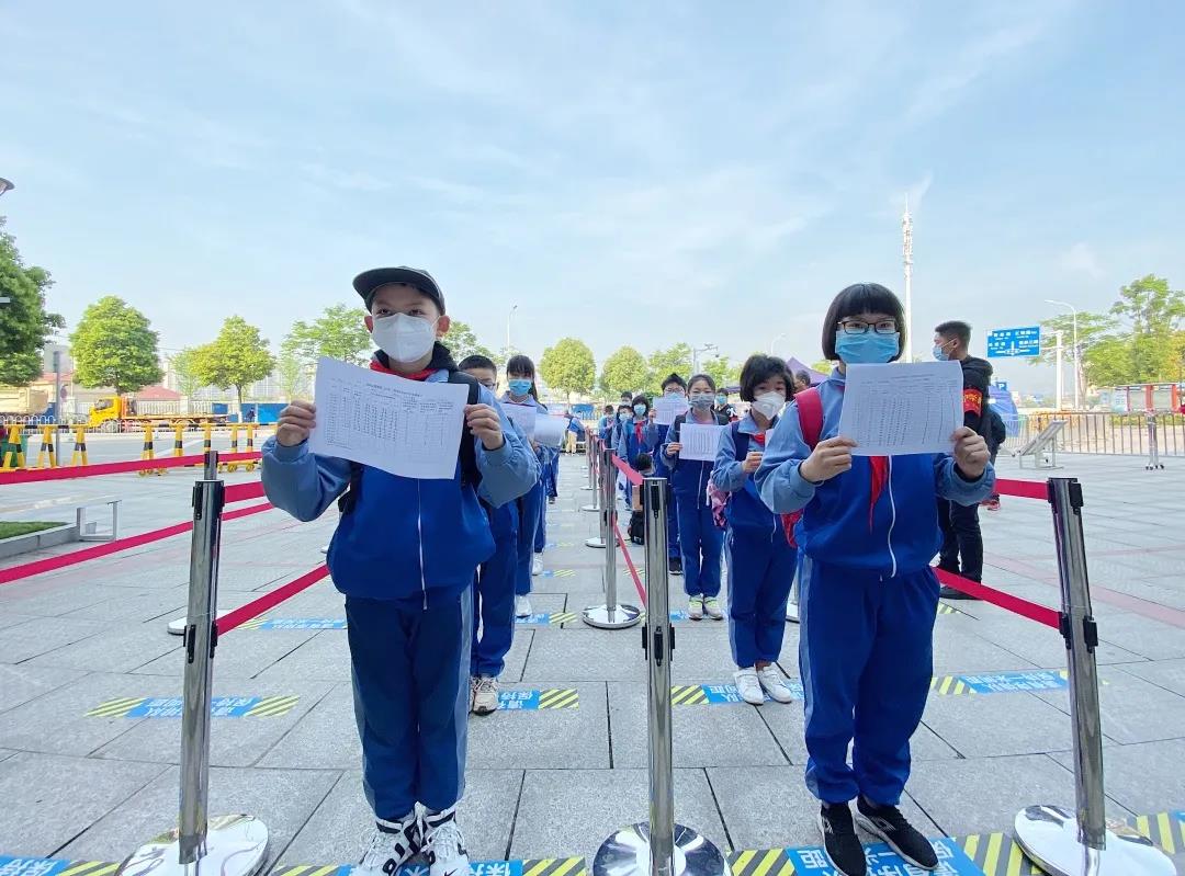 多地复课学生出现无症状感染，智能电子学生证助力校园防疫工作
